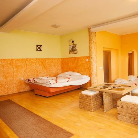 Guest House Celan Spodnja Hajdina Екстериор снимка