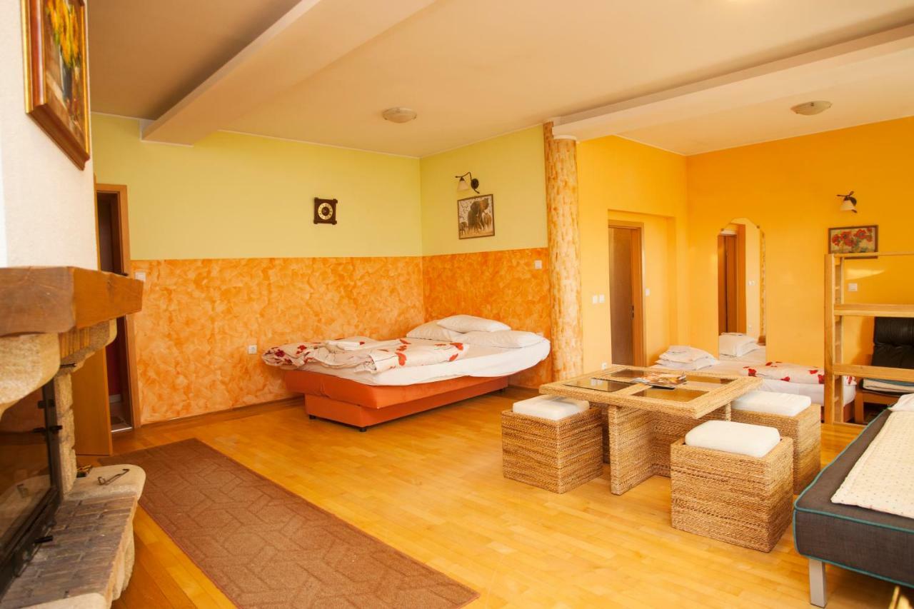 Guest House Celan Spodnja Hajdina Екстериор снимка