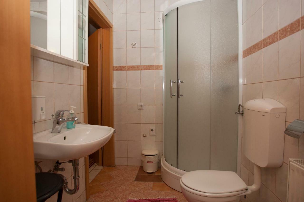 Guest House Celan Spodnja Hajdina Екстериор снимка